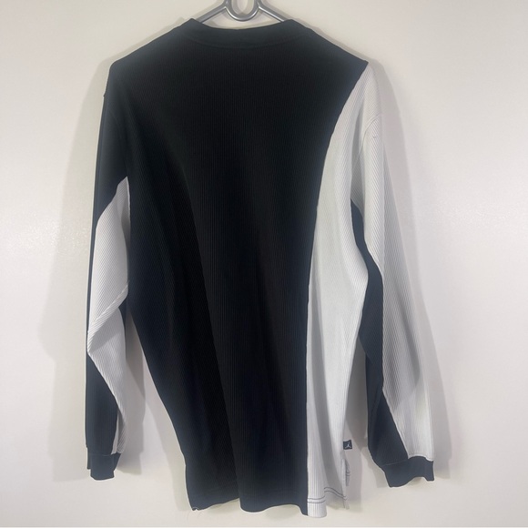 Nike Air Jordan Ribbed Long Sleeve Black White Size Large - Picture 2 of 9